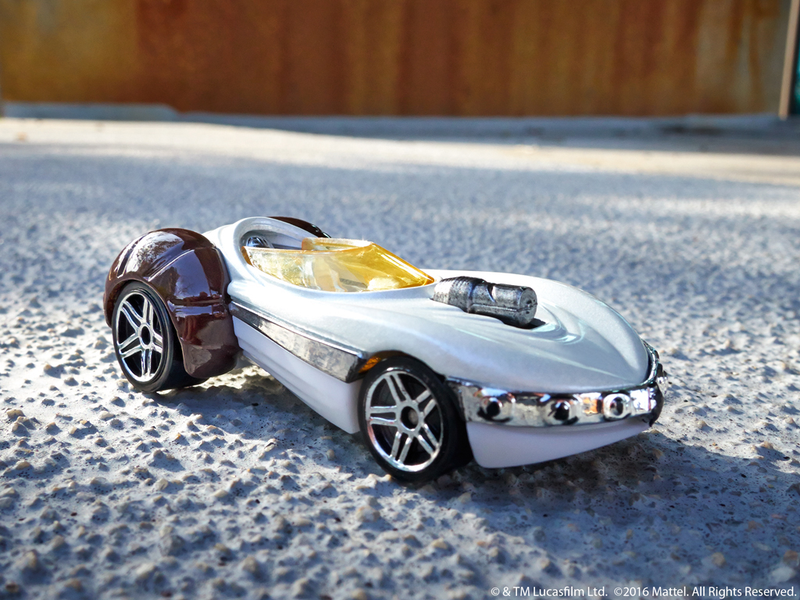 Illustration for article titled Hot Wheels Rolls Out Four New Character Cars, But Wonder Woman Steals the Show